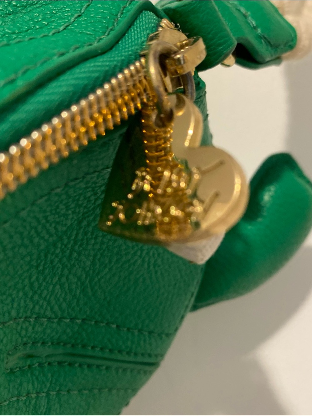 Betsey Johnson Turtley Awesome Green Wristlet Clutch - Picture 8 of 13